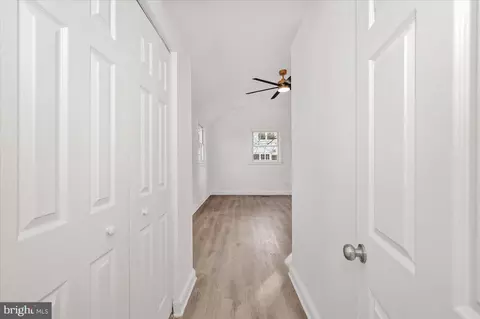 Entry Way - 3503 Garrison Blvd, Baltimore, MD 21215 photo 9 of 16