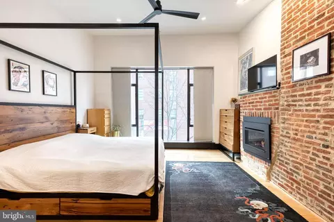 Bedroom - 862 Tyson St, Baltimore, MD 21201 photo 2 of 2