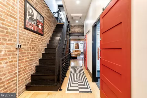 Entry Way - 862 Tyson St, Baltimore, MD 21201 photo 1 of 6