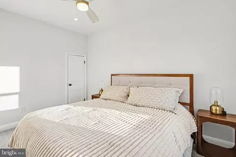 Bedroom - 4289 Falls Rd, Baltimore, MD 21211 photo 1 of 4