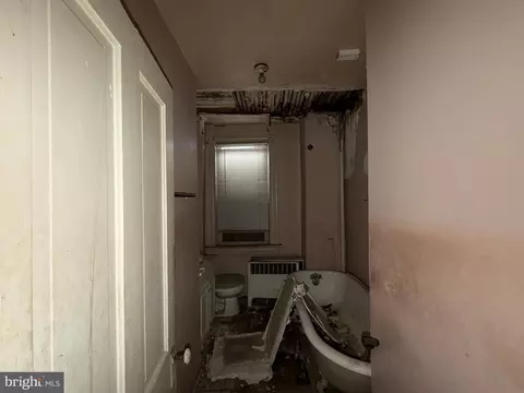2400 E Lafayette Ave, Baltimore, MD 21213 photo 19