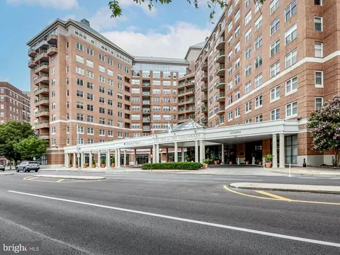 3801 Canterbury Rd #710, Baltimore, MD 21218