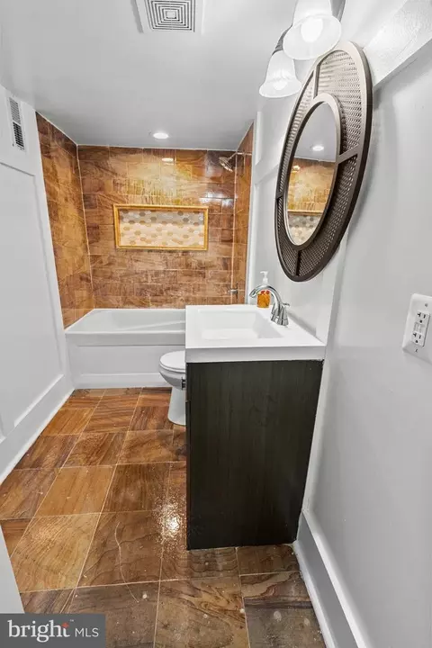 Bath - 4604 Moravia Rd, Baltimore, MD 21206 photo 5 of 5