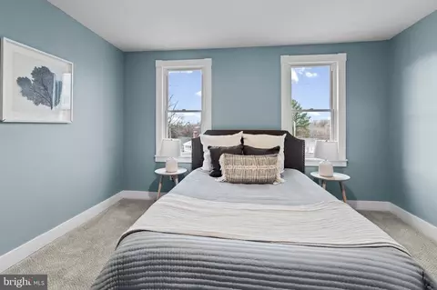 Bedroom - 4604 Moravia Rd, Baltimore, MD 21206 photo 3 of 8