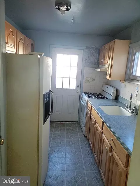 6211 Catalpha Rd, Baltimore, MD 21214 photo 6
