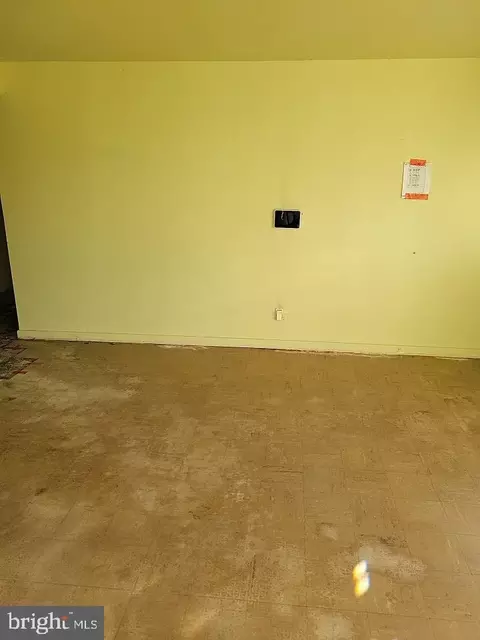 6211 Catalpha Rd, Baltimore, MD 21214 photo 3