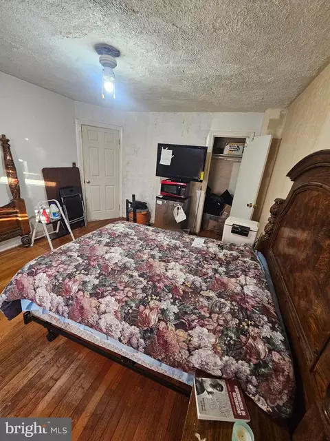 Bedroom - 3915 Ednor Rd, Baltimore, MD 21218 photo 2 of 2