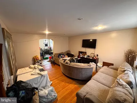 Other - 918 Cooks Ln, Baltimore, MD 21229 photo 1 of 6