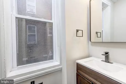 428 S Augusta Ave, Baltimore, MD 21229 photo 13
