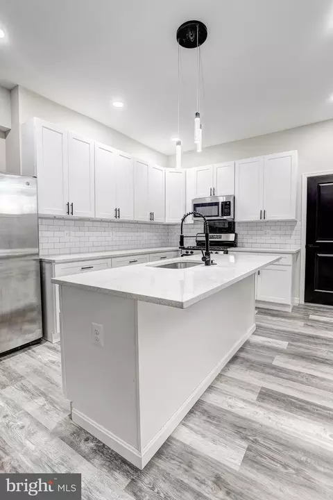 428 S Augusta Ave, Baltimore, MD 21229 photo 12