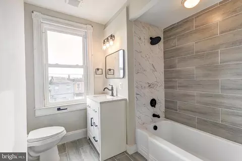 428 S Augusta Ave, Baltimore, MD 21229 photo 16