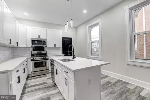 428 S Augusta Ave, Baltimore, MD 21229 photo 9