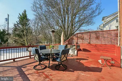 Exterior - 313 E Lake Ave, Baltimore, MD 21212 photo 4 of 10