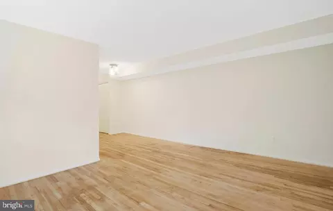 Living - 4407 Falls Bridge Dr #C, Baltimore, MD 21211 photo 1 of 2