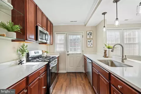 Kitchen - 1283 Cedarcroft Rd, Baltimore, MD 21239 photo 4 of 4