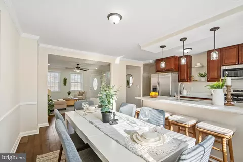 Dining - 1283 Cedarcroft Rd, Baltimore, MD 21239 photo 2 of 4