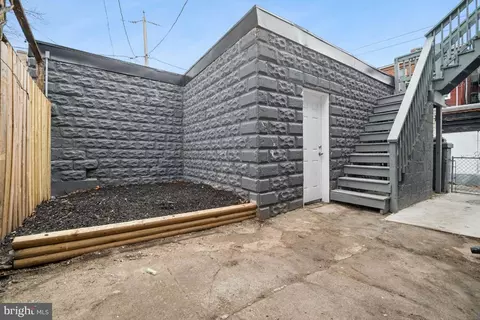 Exterior - 2330 Bryant Ave, Baltimore, MD 21217 photo 4 of 5