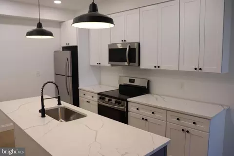 Entry Way - 1707 Marshall St, Baltimore, MD 21230 photo 5 of 5