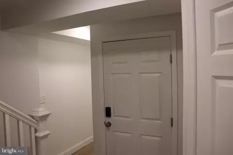 Entry Way - 1707 Marshall St, Baltimore, MD 21230 photo 2 of 5