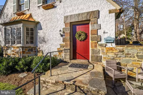 Exterior - 316 Tunbridge Rd, Baltimore, MD 21212 photo 3 of 10