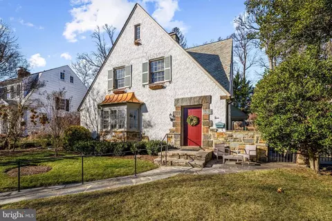 Exterior - 316 Tunbridge Rd, Baltimore, MD 21212 photo 2 of 10