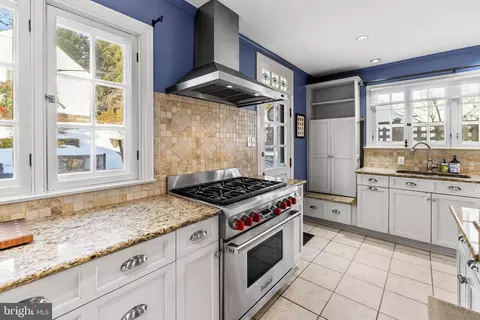 Kitchen - 316 Tunbridge Rd, Baltimore, MD 21212 photo 2 of 5