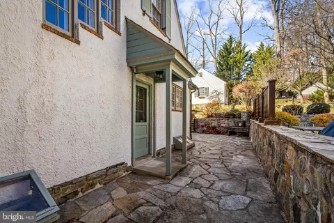 Exterior - 316 Tunbridge Rd, Baltimore, MD 21212 photo 4 of 10
