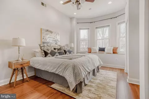 Bedroom - 4126 Falls Rd, Baltimore, MD 21211 photo 1 of 3
