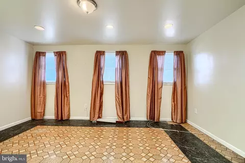 Living - 4402 Craddock Ave, Baltimore, MD 21212 photo 3 of 3