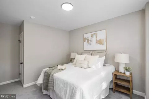Bedroom - 1603 Argonne Dr, Baltimore, MD 21218 photo 2 of 5