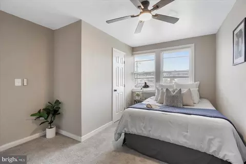Bedroom - 1603 Argonne Dr, Baltimore, MD 21218 photo 3 of 5