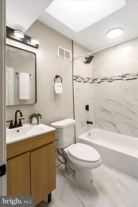 5424 Jonquil Ave, Baltimore, MD 21215 photo 37