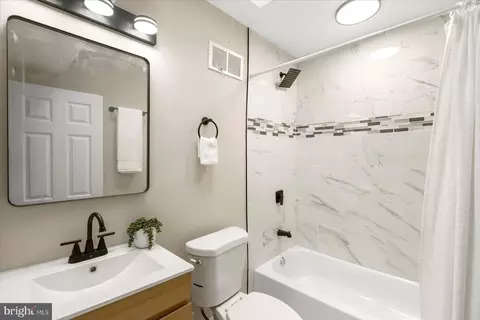 5424 Jonquil Ave, Baltimore, MD 21215 photo 36