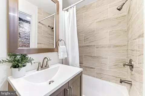 Bath - 1117 Washington Blvd, Baltimore, MD 21230 photo 2 of 2