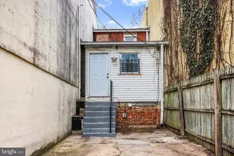 Exterior - 1117 Washington Blvd, Baltimore, MD 21230 photo 2 of 4