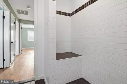 Entry Way - 1347 Cambria St, Baltimore, MD 21225 photo 3 of 3