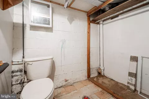 Bath - 1217 Anglesea St, Baltimore, MD 21224 photo 3 of 3