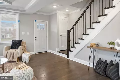Entry Way - 2901 Edison Hwy, Baltimore, MD 21213 photo 7 of 12
