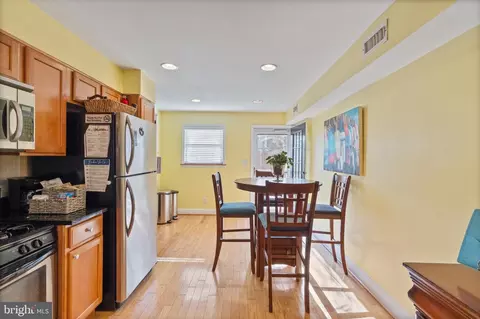413 Grindall St, Baltimore, MD 21230 photo 6
