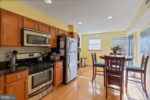 413 Grindall St, Baltimore, MD 21230 photo 9