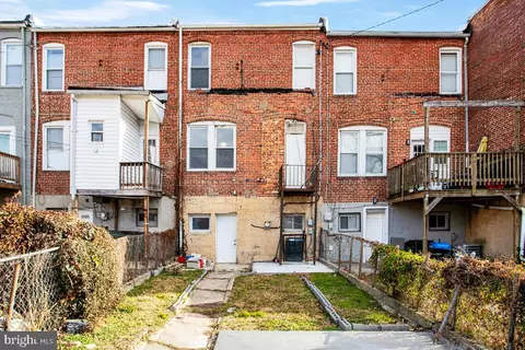 Exterior - 5204 Ivanhoe Ave, Baltimore, MD 21212 photo 3 of 5
