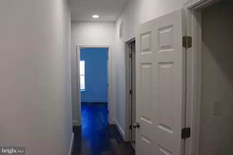 Entry Way - 1710 Light St, Baltimore, MD 21230 photo 6 of 7