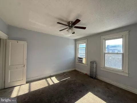 Bedroom - 3710 Harlem Ave, Baltimore, MD 21229 photo 4 of 5