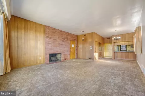 3813 Glen Ave, Baltimore, MD 21215 photo 5