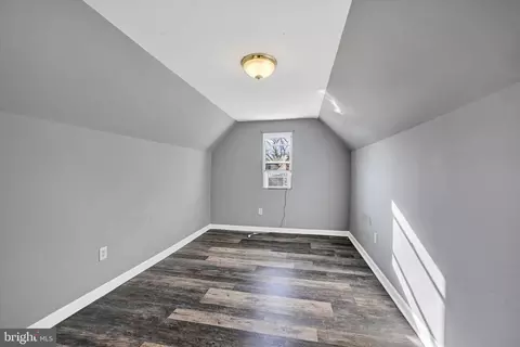304 S Collins Ave, Baltimore, MD 21229 photo 13