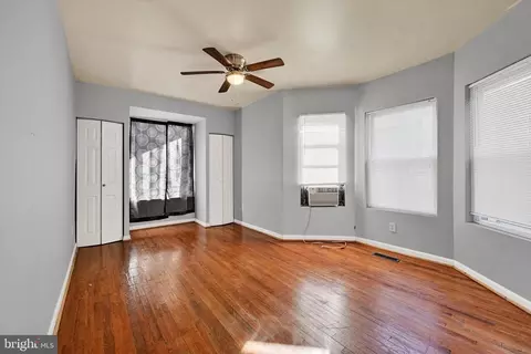 304 S Collins Ave, Baltimore, MD 21229 photo 8