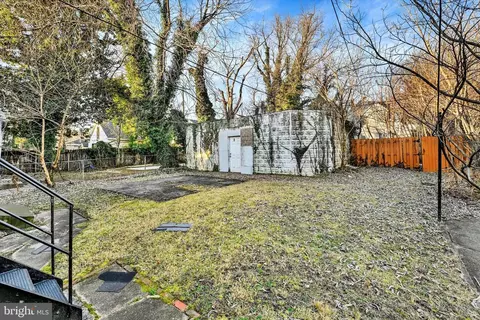 304 S Collins Ave, Baltimore, MD 21229 photo 24