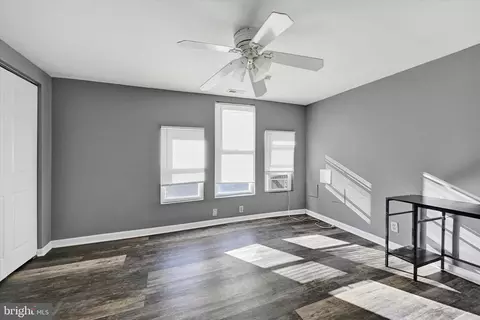 304 S Collins Ave, Baltimore, MD 21229 photo 17