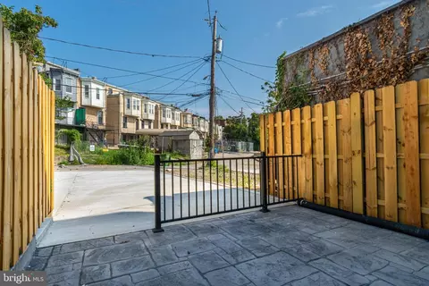Exterior - 1335 Division St, Baltimore, MD 21217 photo 3 of 4