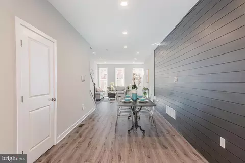Entry Way - 1335 Division St, Baltimore, MD 21217 photo 6 of 7